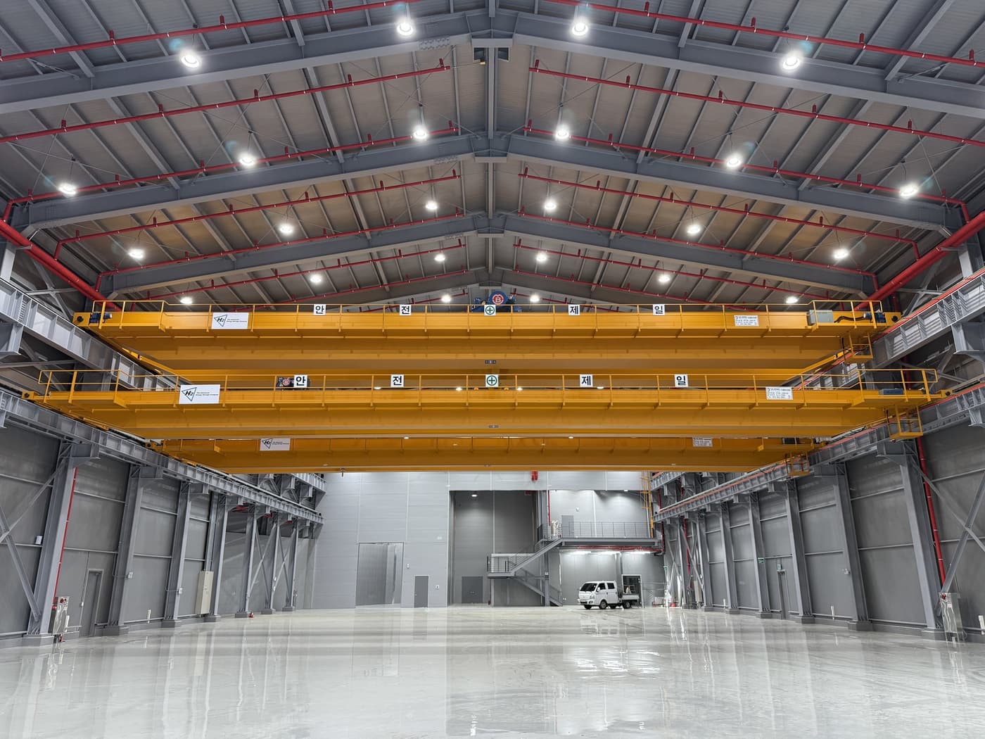 (주)에이치투 계룡 호이스트 크레인 설치 현장
